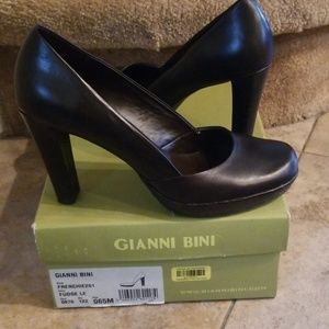 Dark brown high heeled shoes